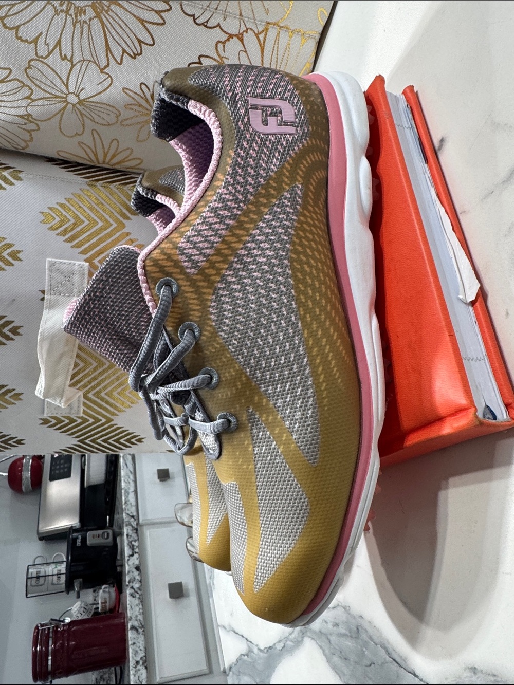 FootJoy emPower Golf Shoes Women 9 Yellow Grey Pink‎ Good Spikeless Athletic